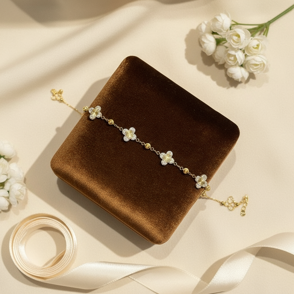 Luxury Gold Plated Clover Bracelet with Zirconia - Gift Box Included