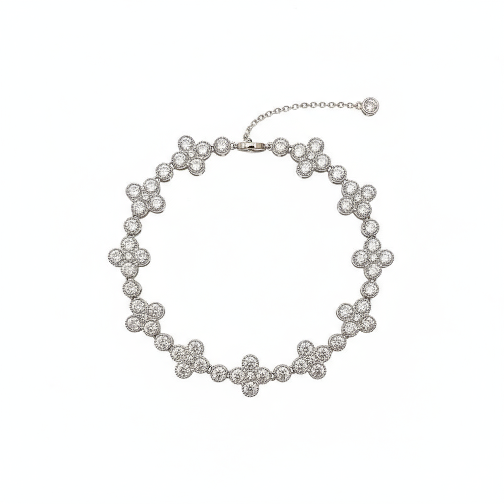 Luxury Silver Clover Bracelet with Zirconia - Elegant Gift Box Included