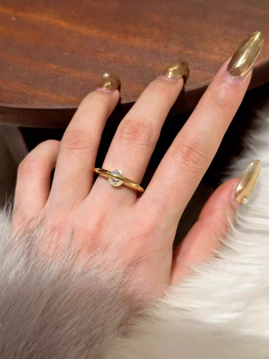 Rotating Cubic Zirconia Planet Ring 360° Spinning Stone Design Anniversary Halloween Gift