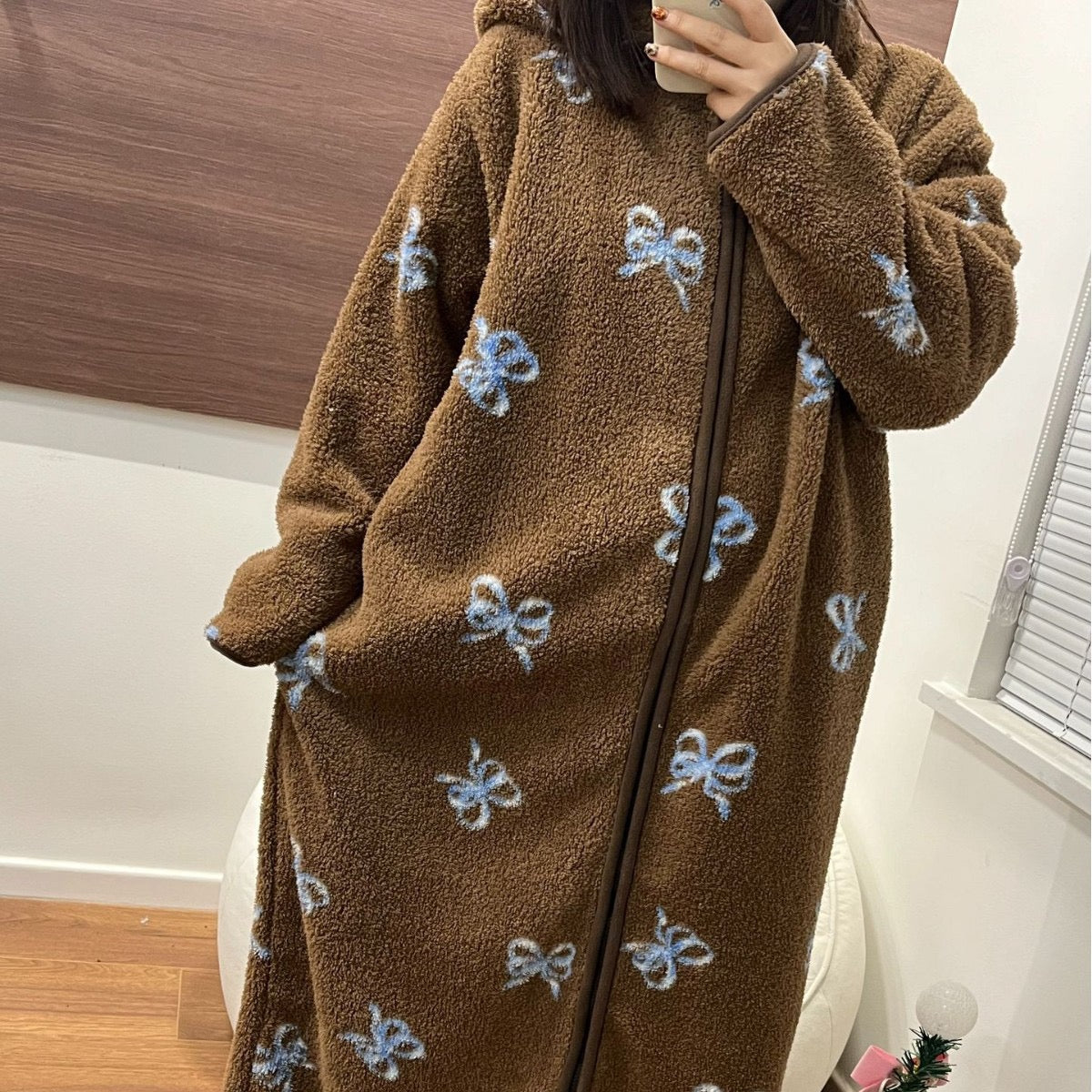 Unisex Oversized Fleece Hoodie Zip Up, Soft Coral Plush Loungewear for Winter, Warm Hooded Blanket Jacket, Cozy Homewear for Men & Women