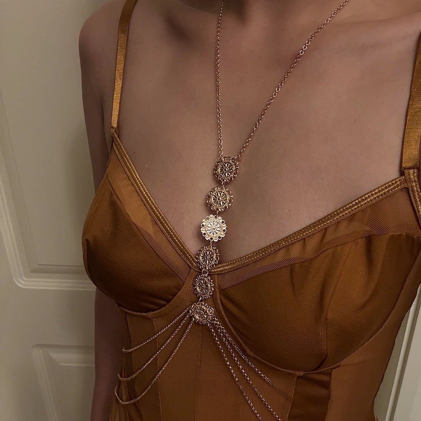 Sexy Gold Body Chain Necklace for Women, Floral Medallion Layered Chest Chain, Boho Statement Body Jewelry for Parties, Festivals & Beach Wear