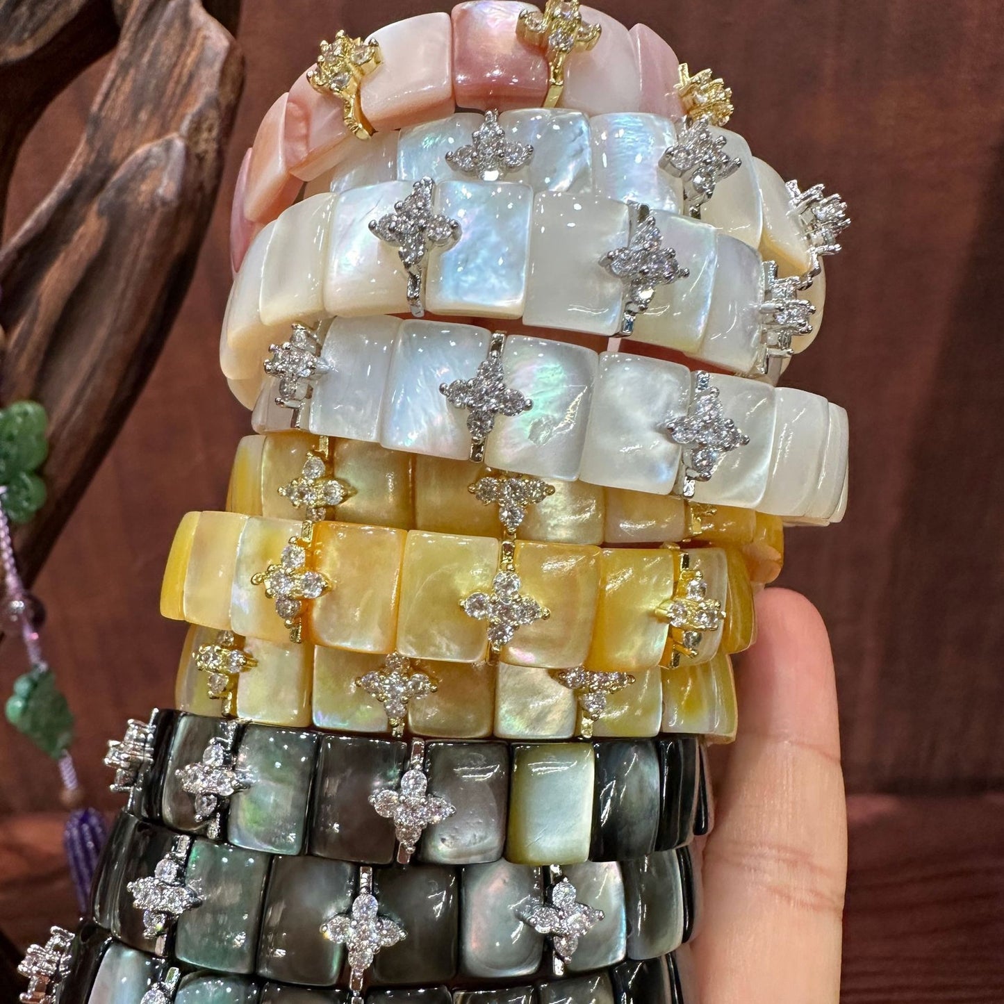 Lucky Clover Mother of Pearl Bracelet - The 'Instant Confidence' Piece