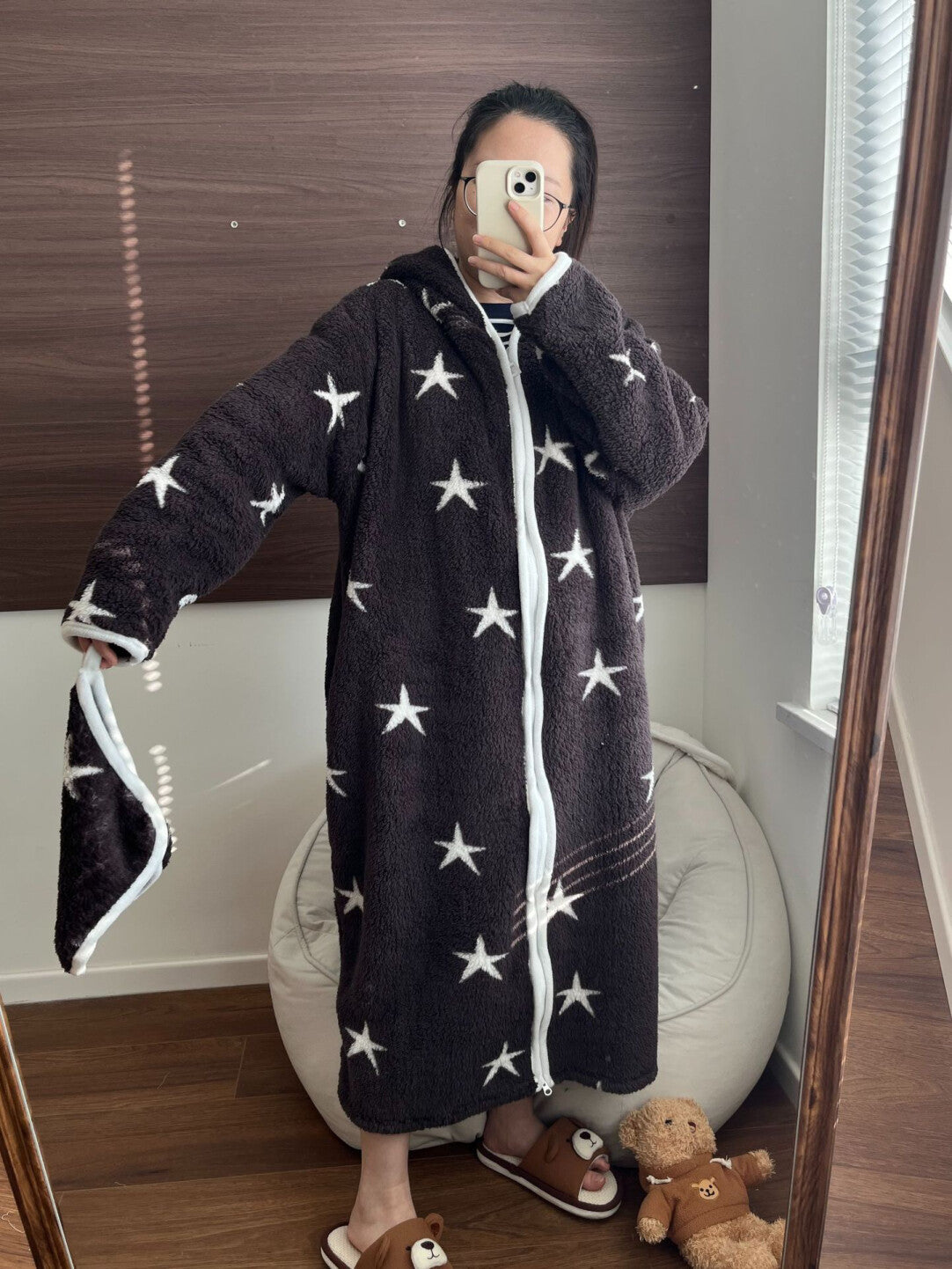 Unisex Oversized Fleece Hoodie Zip Up, Soft Coral Plush Loungewear for Winter, Warm Hooded Blanket Jacket, Cozy Homewear for Men & Women