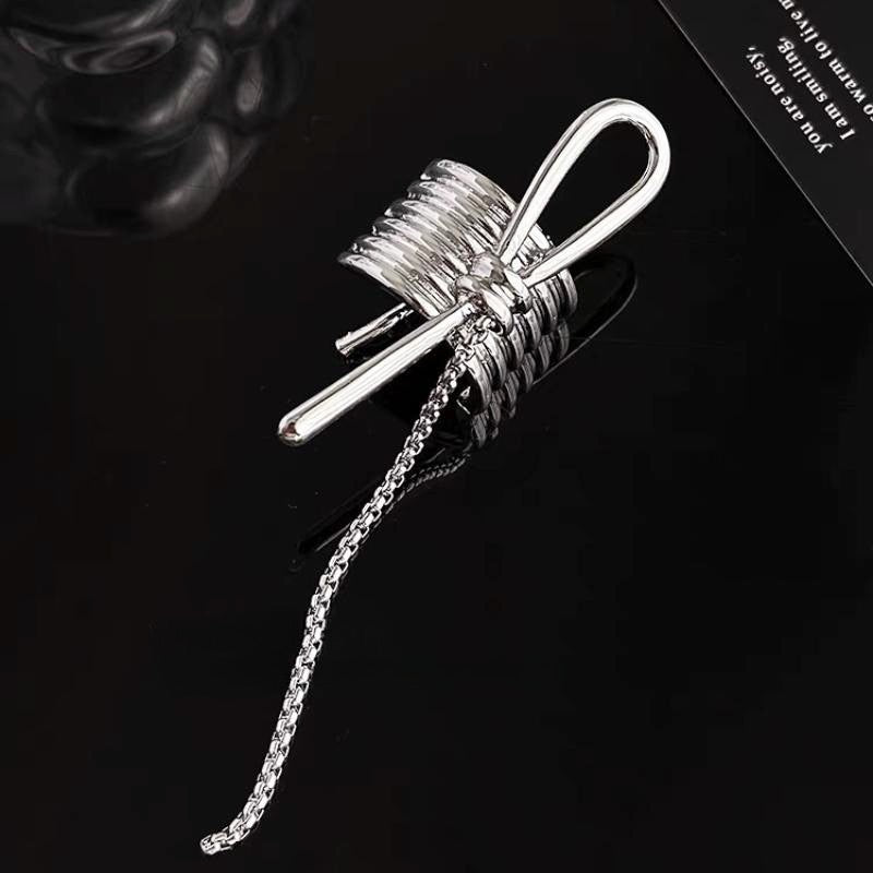 Silver Metal Hair Clip - Elegant Wrapped Coil Hair Accessory with Chain