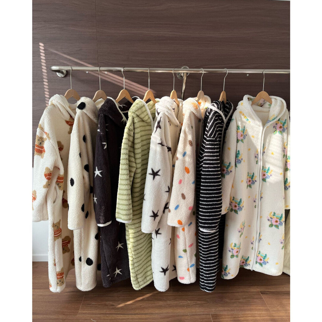 Unisex Oversized Fleece Hoodie Zip Up, Soft Coral Plush Loungewear for Winter, Warm Hooded Blanket Jacket, Cozy Homewear for Men & Women