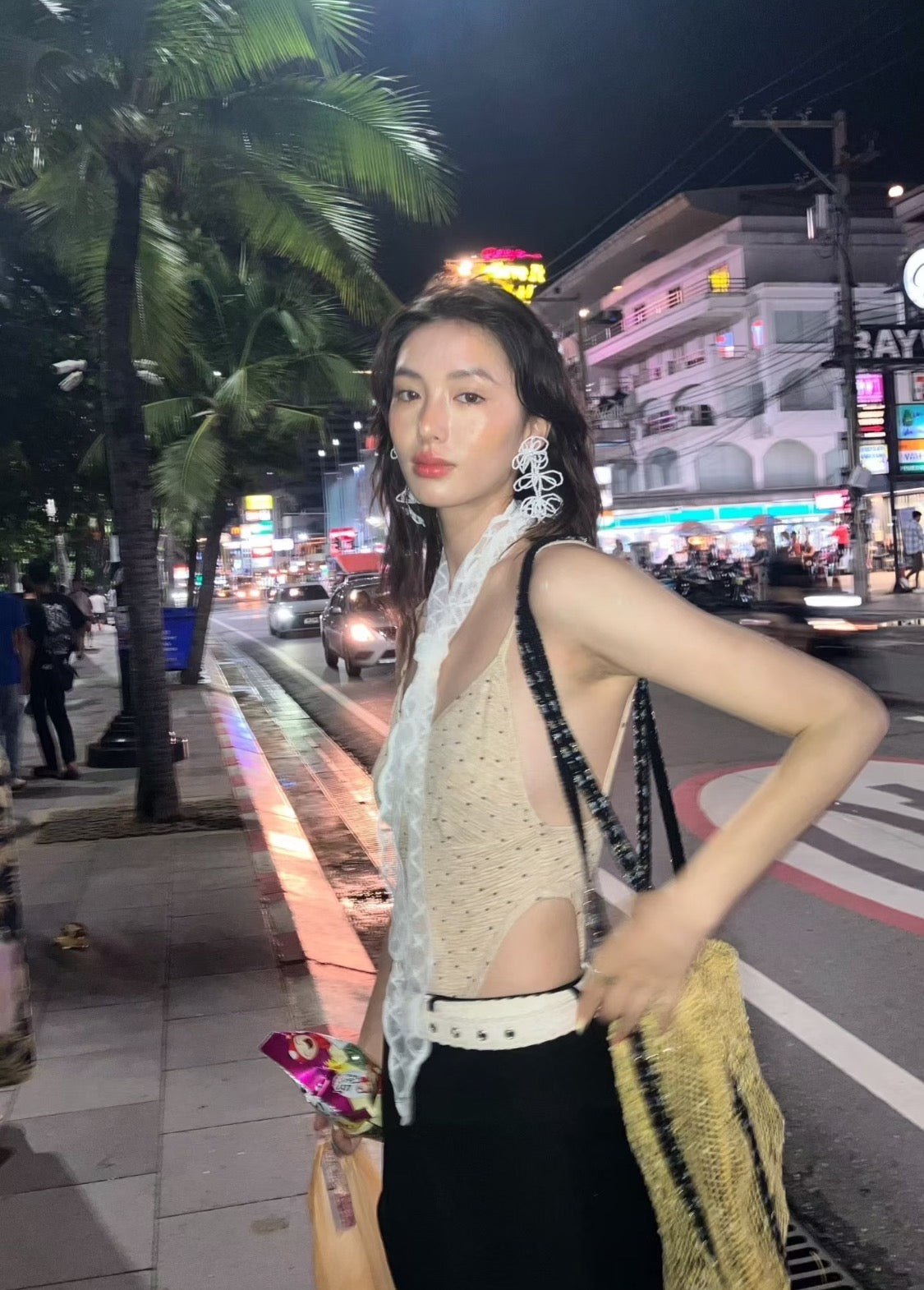 Handmade Beaded Flower Dangle Earrings for Women, White Long Drop Floral Statement Earrings, Lightweight Seed Bead Boho Jewelry for Parties, Weddings & Daily Wear