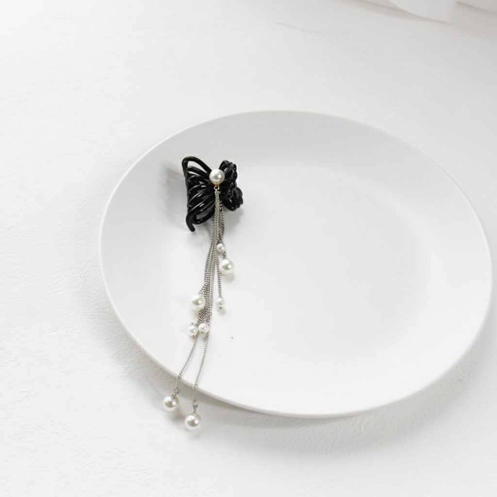 Black Butterfly Pearl Tassel Hair Clip